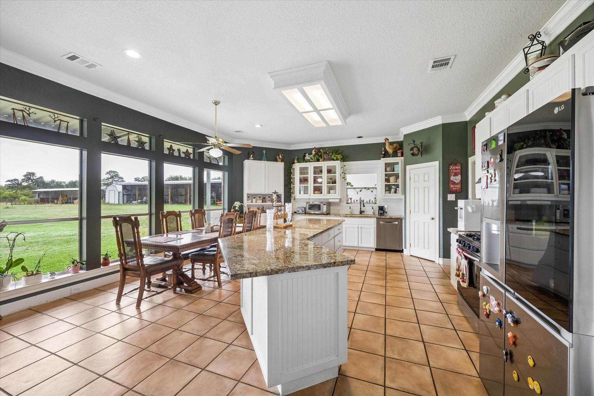 25812 Kickapoo Road Hockley, TX 77447 - Photo 16 of 48 Kitchen/Breakfast Room