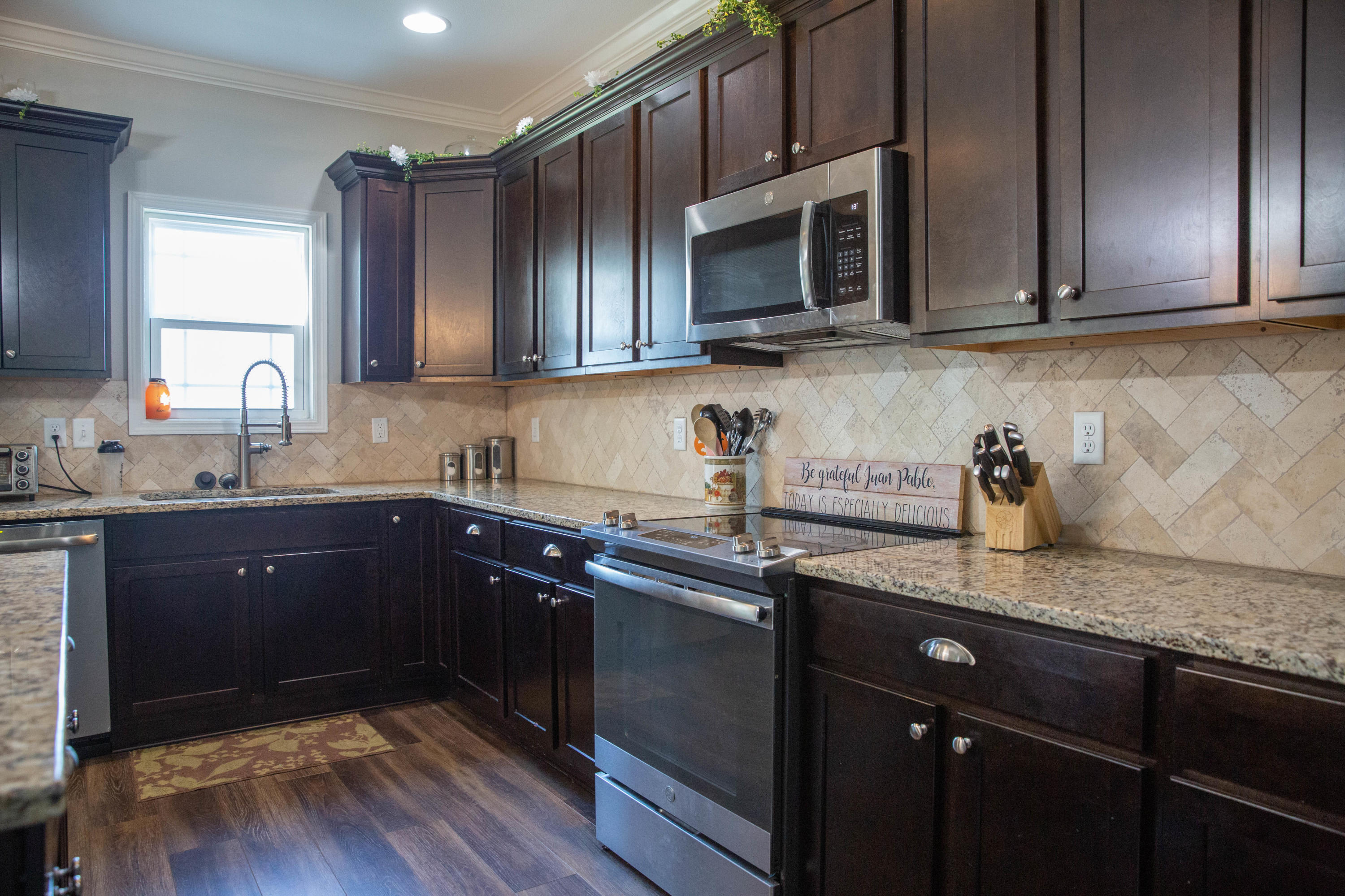 1820 Timber Creek Road Northeast Cleveland, TN 37323 - Photo 9 of 32 9_MLS_1820_TIMBERCRK_EDIT-7900