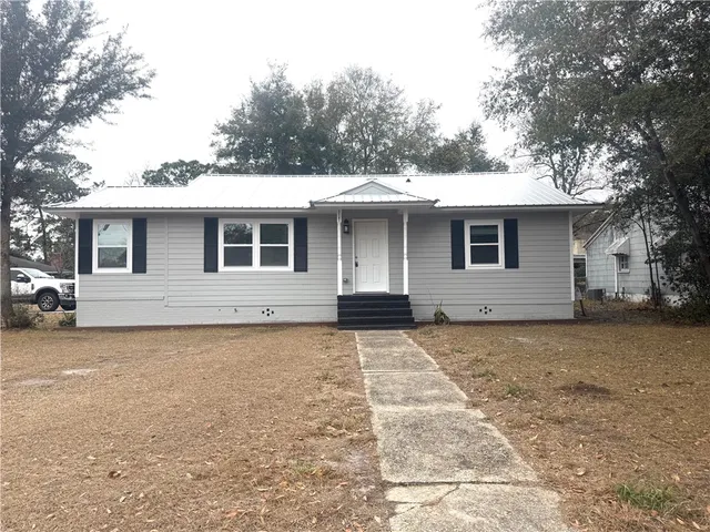 $1,600 | 3301 Kelwin Avenue, Brunswick, GA 31520