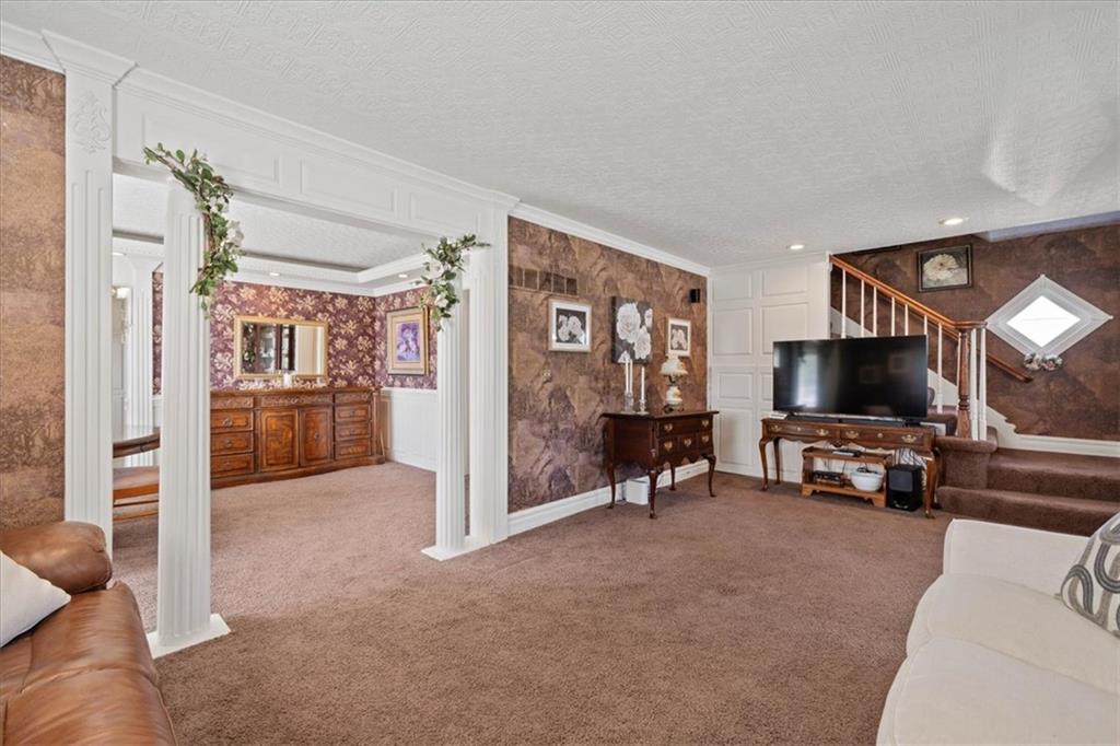 12910 Grandview Road Grandview, MO 64030 - Photo 12 of 39 Gallery Image 12