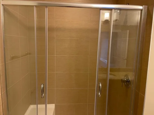 $2,400 | 728 North Diamond Lake Road, Unit 405, Mundelein, IL 60060