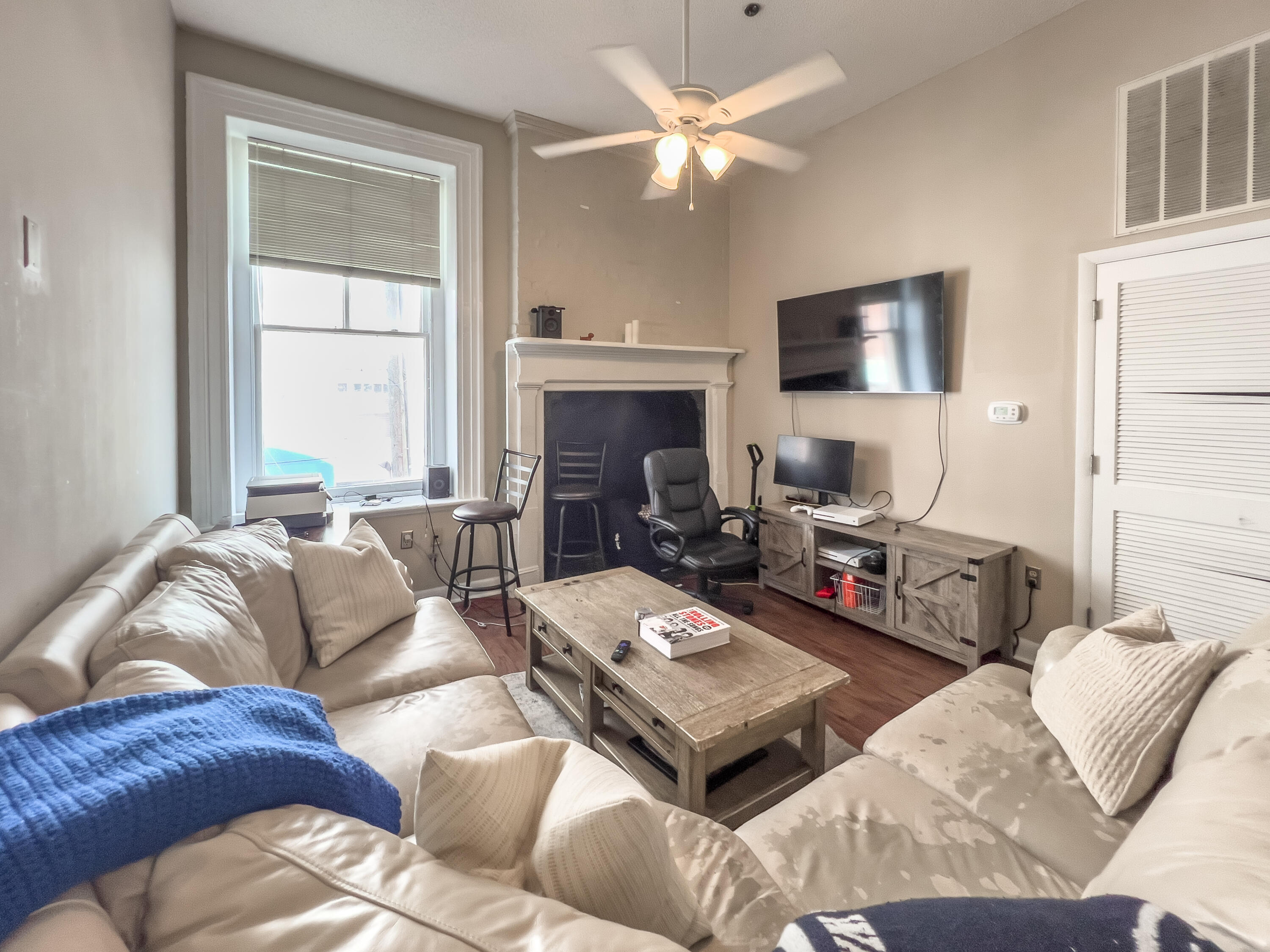 151 Calhoun Street, Unit D Charleston, SC 29401 - Photo 4 of 13