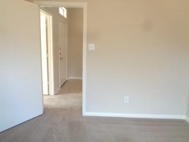 $1,750 | 446 North Compass Rose Circle, Crosby, TX 77532