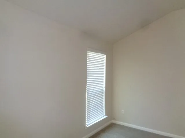 $1,750 | 446 North Compass Rose Circle, Crosby, TX 77532