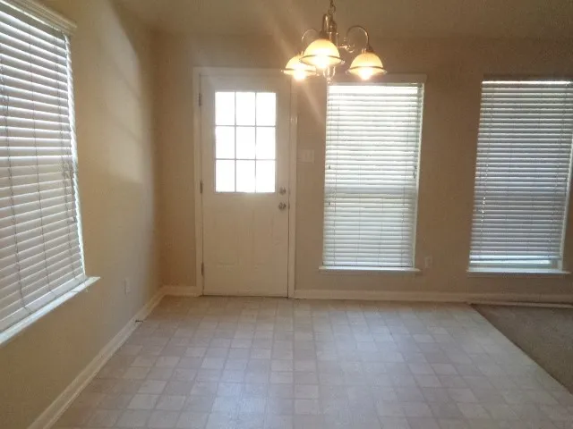 $1,750 | 446 North Compass Rose Circle, Crosby, TX 77532