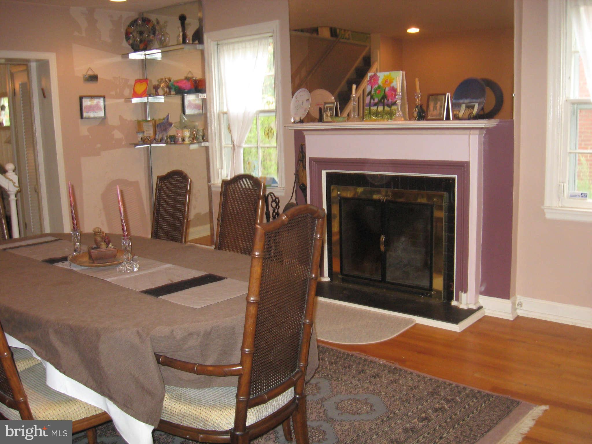 2811 Cheswolde Road Baltimore, MD 21209 - Photo 10 of 19 Dining Room