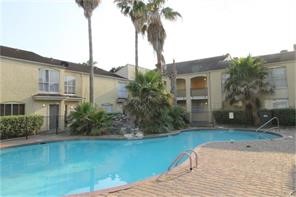 6200 West Tidwell Road, Unit 304 Houston, TX 77092 - Photo 4 of 14 a house view with a garden space
