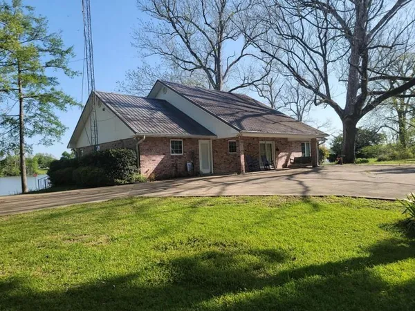 $499,900 | 3199 Parhams Road, Jonesville, LA 71343