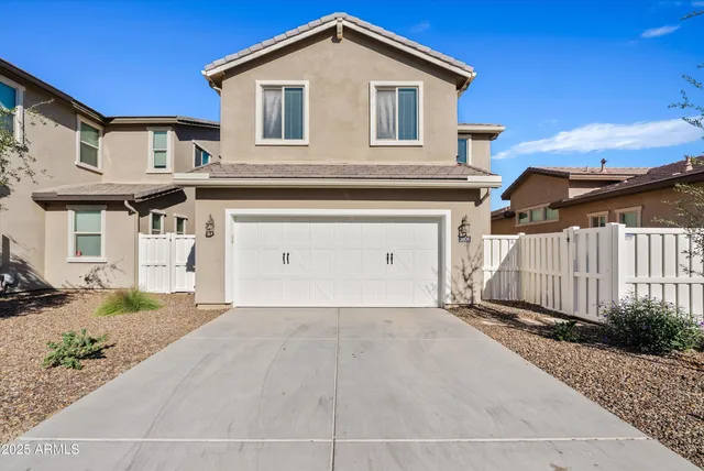 $562,900 | 3806 East Robert Street, Gilbert, AZ 85295