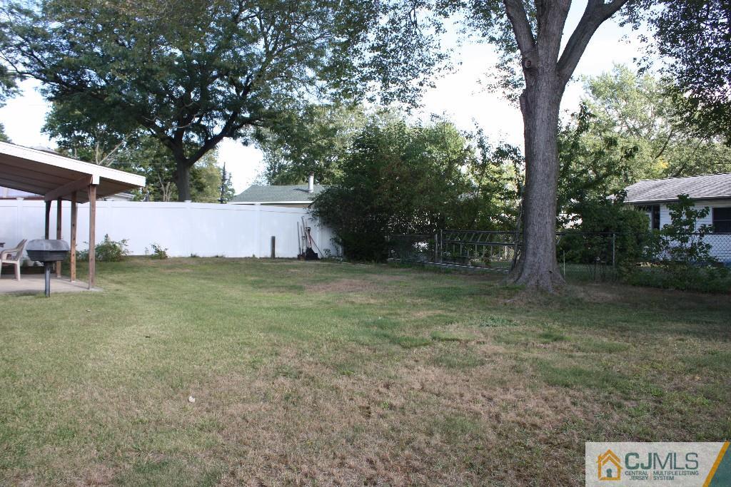 11 Bucknell Road Old Bridge, NJ 08859 - Photo 16 of 16 a view of a backyard