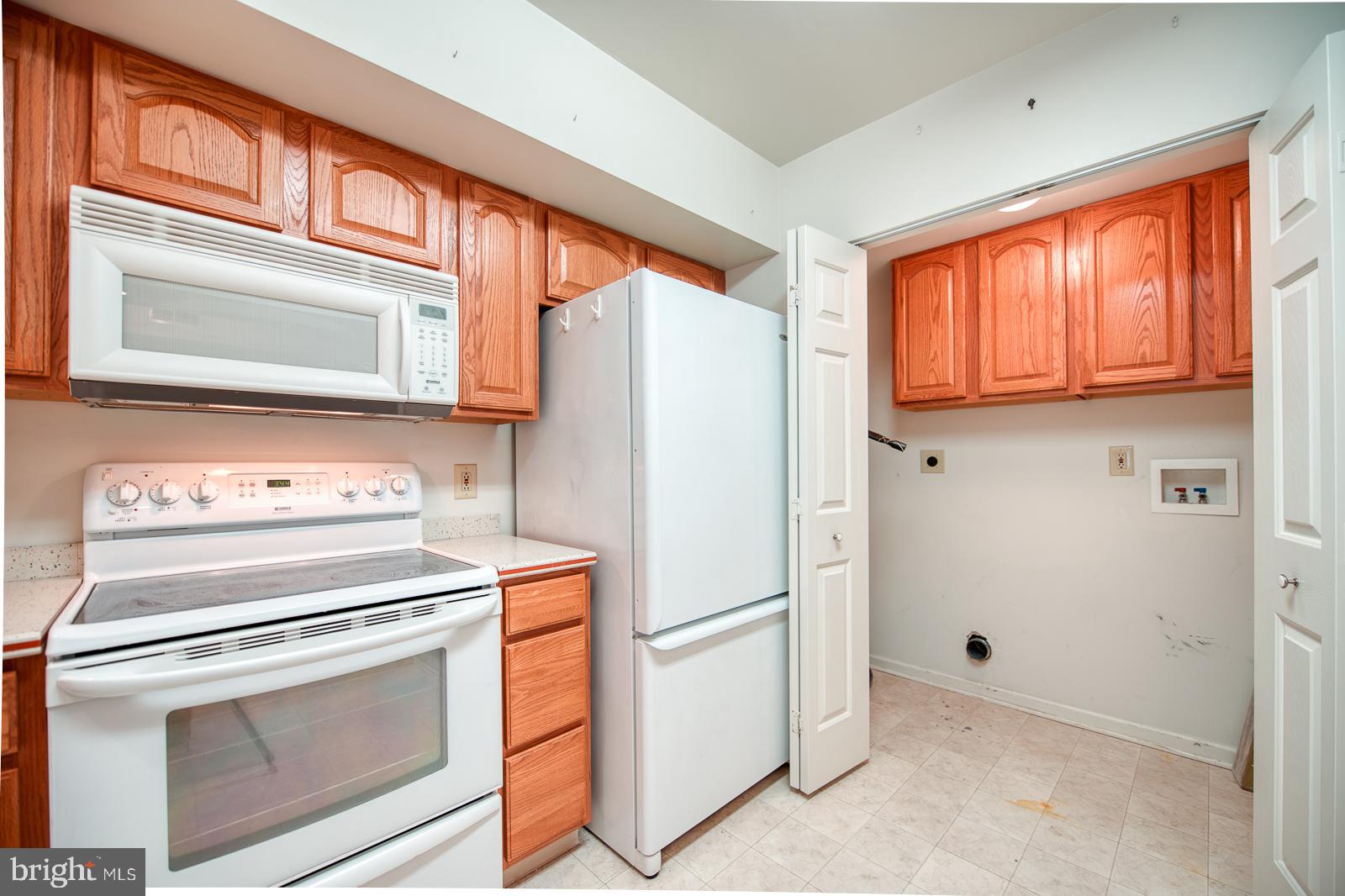 641 Brandon Road Norristown, PA 19403 - Photo 24 of 55 Laundry Availability in Condo