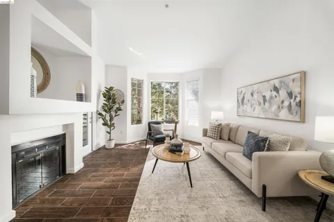 $344,000 | 280 Caldecott Lane, Unit 321, Oakland, CA 94618