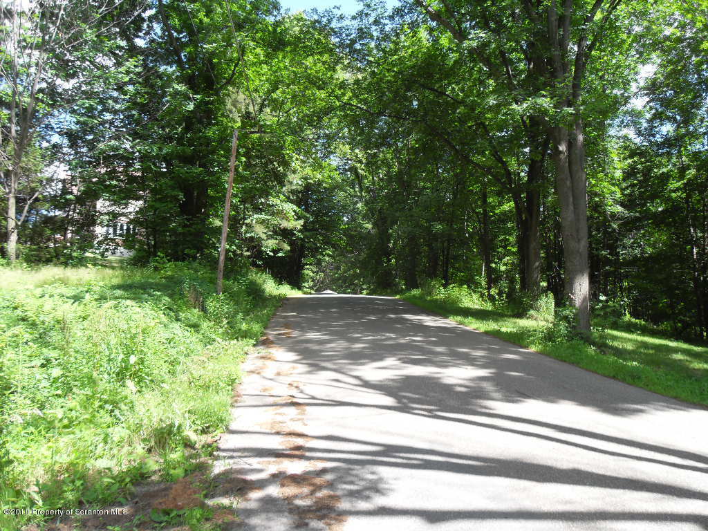 Carpenter To State Road Olyphant, PA 18447 - Photo 4 of 7 Street view2