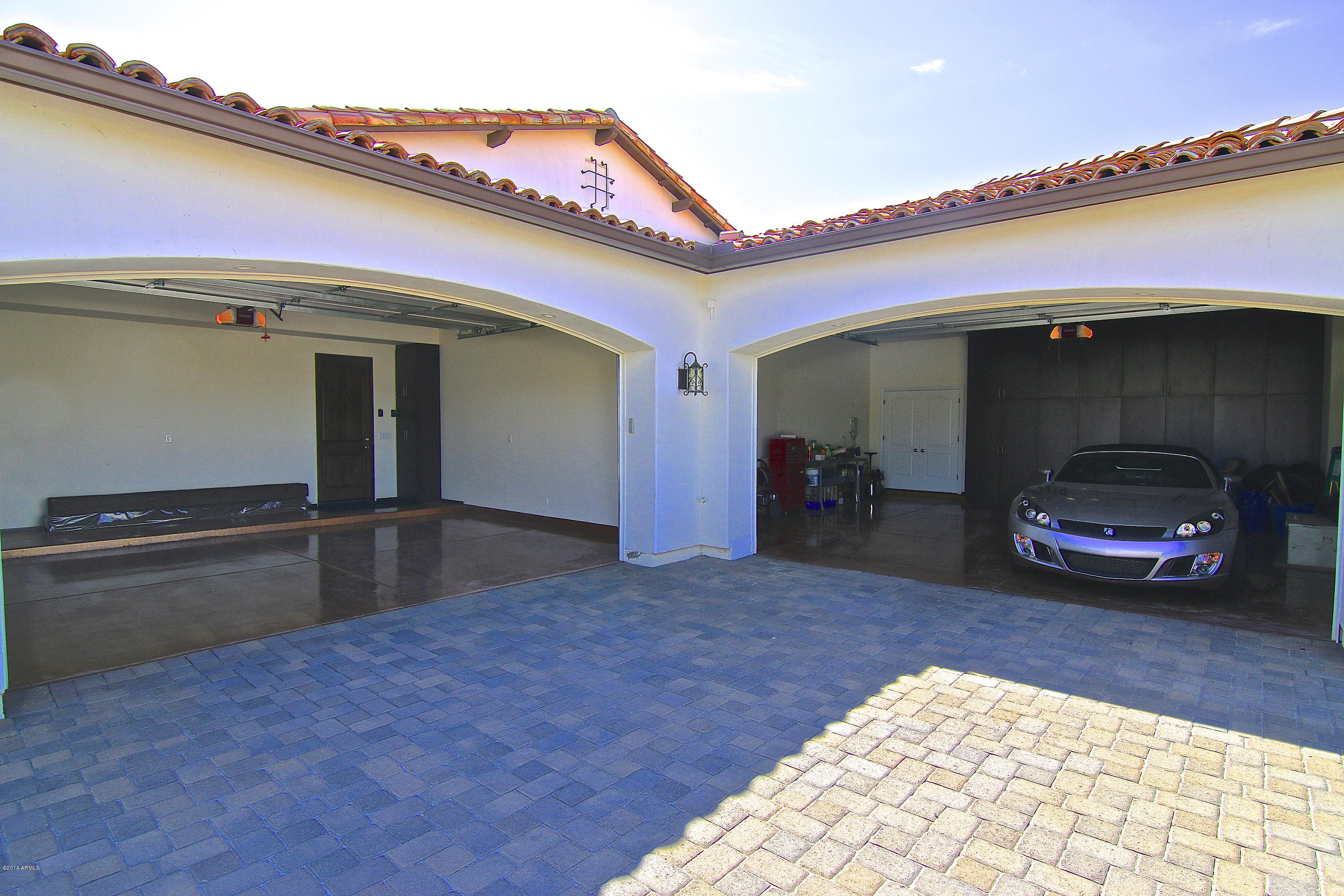 1950 East Appleby Road Gilbert, AZ 85298 - Photo 73 of 80 4 car garage w/ metallic epoxy coating