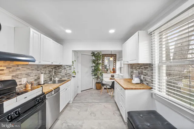 $328,000 | 310 Townsend Avenue, Baltimore, MD 21225