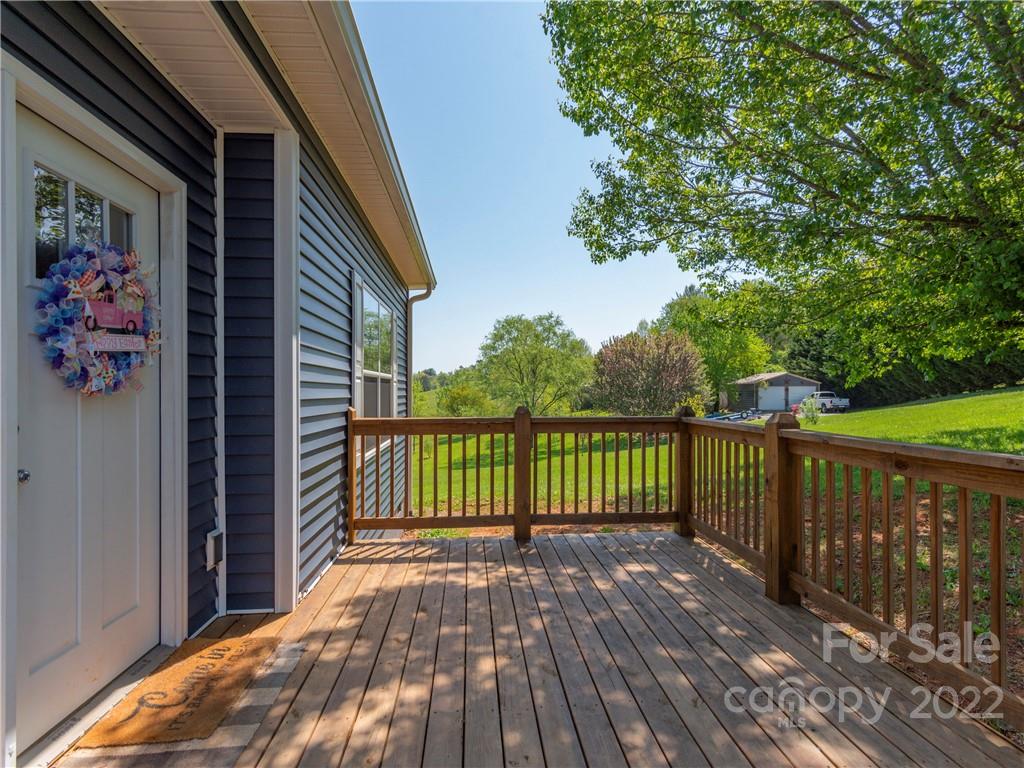93 Gibbs Road Leicester, NC 28748 - Photo 18 of 19 Gallery Image 18