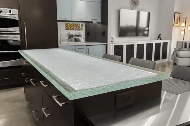 $3,429,000 | 1 Harbour Place, Unit 4I, Portsmouth, NH 03801