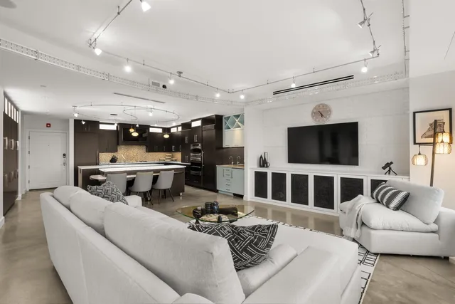 $3,429,000 | 1 Harbour Place, Unit 4I, Portsmouth, NH 03801