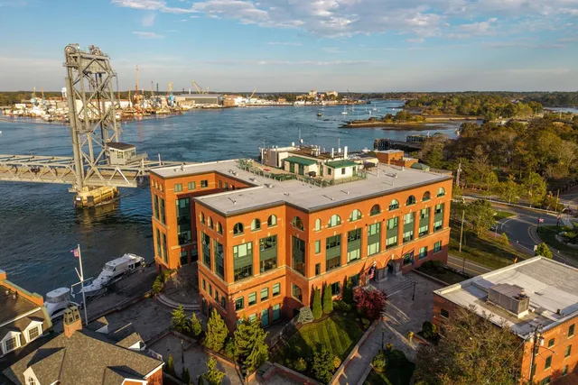 $3,429,000 | 1 Harbour Place, Unit 4I, Portsmouth, NH 03801