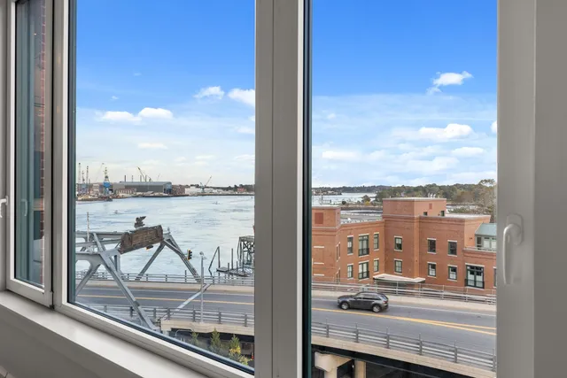 $3,429,000 | 1 Harbour Place, Unit 4I, Portsmouth, NH 03801