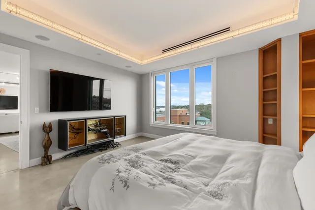 $3,429,000 | 1 Harbour Place, Unit 4I, Portsmouth, NH 03801