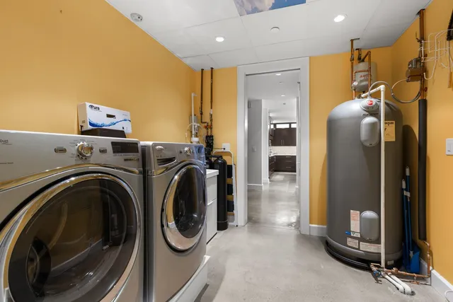 $3,429,000 | 1 Harbour Place, Unit 4I, Portsmouth, NH 03801