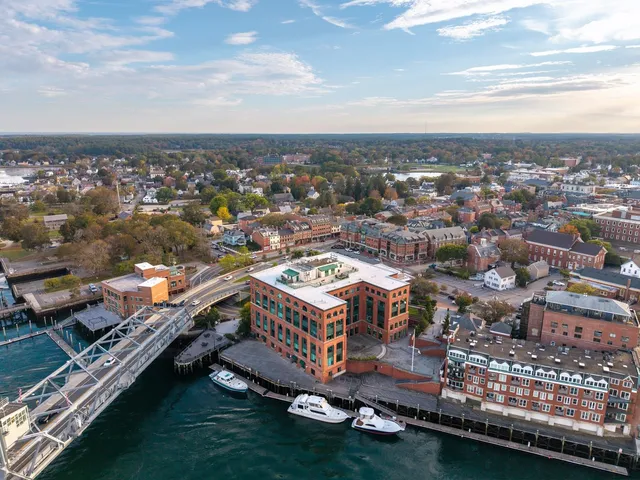 $3,429,000 | 1 Harbour Place, Unit 4I, Portsmouth, NH 03801