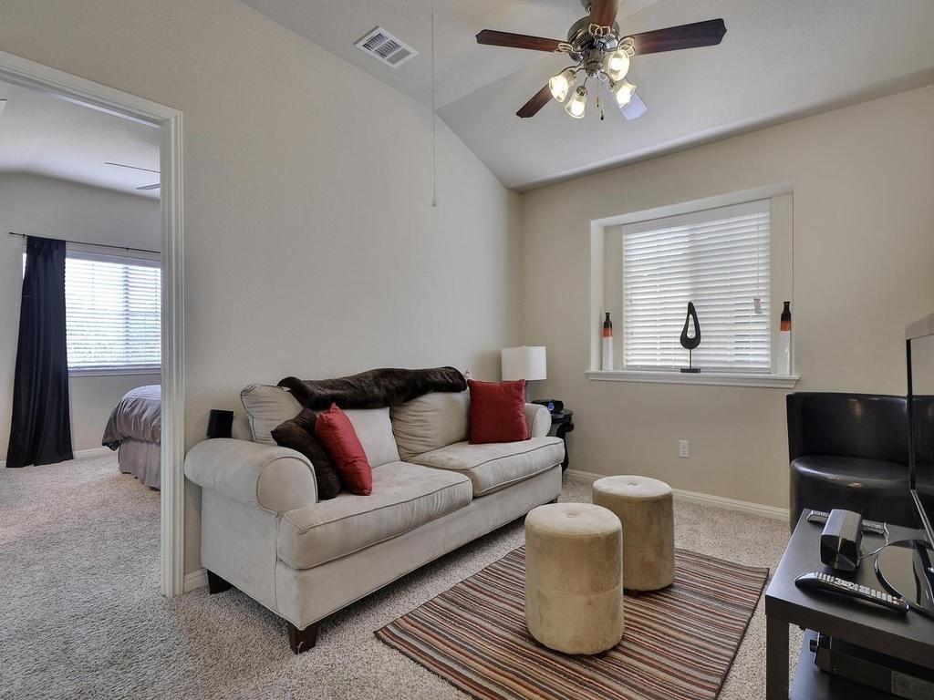 1310 West Parmer Lane, Unit 18B Austin, TX 78727 - Photo 12 of 17