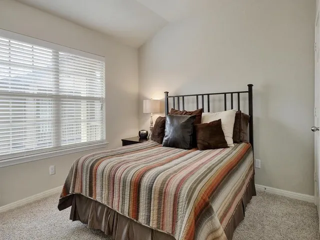 $1,899 | 1310 West Parmer Lane, Unit 18B, Austin, TX 78727