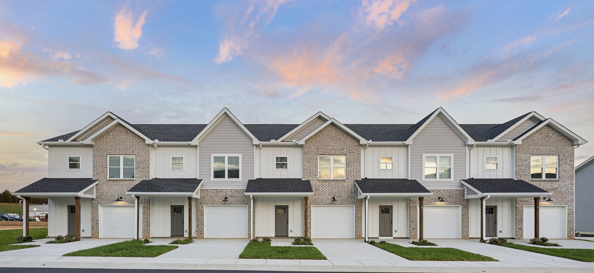 2624 South Main Street, Unit 7 Springfield, TN 37172 - Photo 1 of 37 a front view of a residential houses with yard