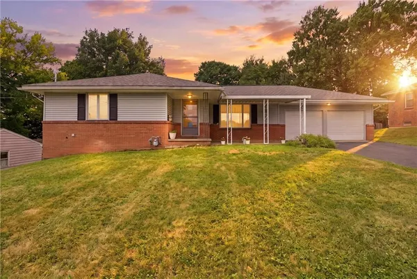 $185,000 | 322 Fredrick Drive, Farrell, PA 16121