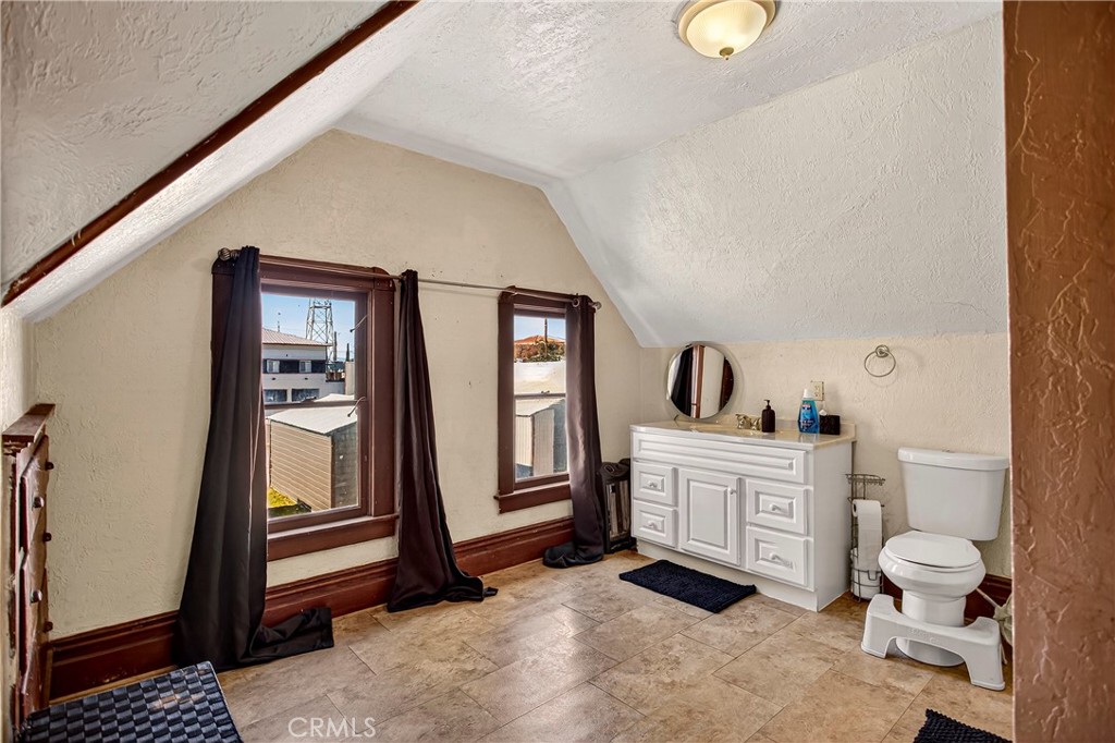 1214 Marin Street Corning, CA 96021 - Photo 14 of 57