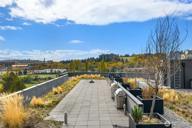 $515,000 | 4609 Union Bay Place Northeast, Unit 551, Seattle, WA 98105