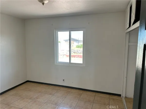 $214,000 | 709 Caliente Drive, Barstow, CA 92311