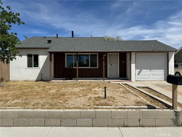 $214,000 | 709 Caliente Drive, Barstow, CA 92311