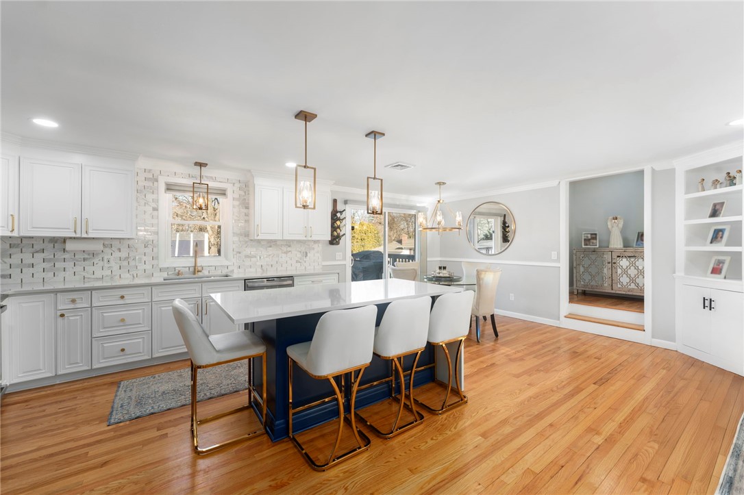 53 Rip Van Winkle Circle Warwick, RI 02886 - Photo 12 of 47