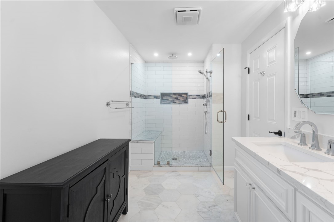 53 Rip Van Winkle Circle Warwick, RI 02886 - Photo 22 of 47