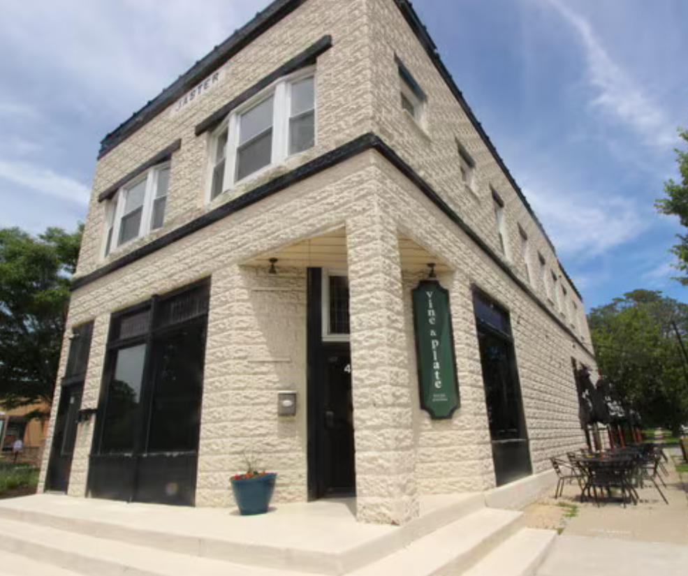 416a West Virginia Street, Unit B Crystal Lake, IL 60014 - Photo 1 of 7