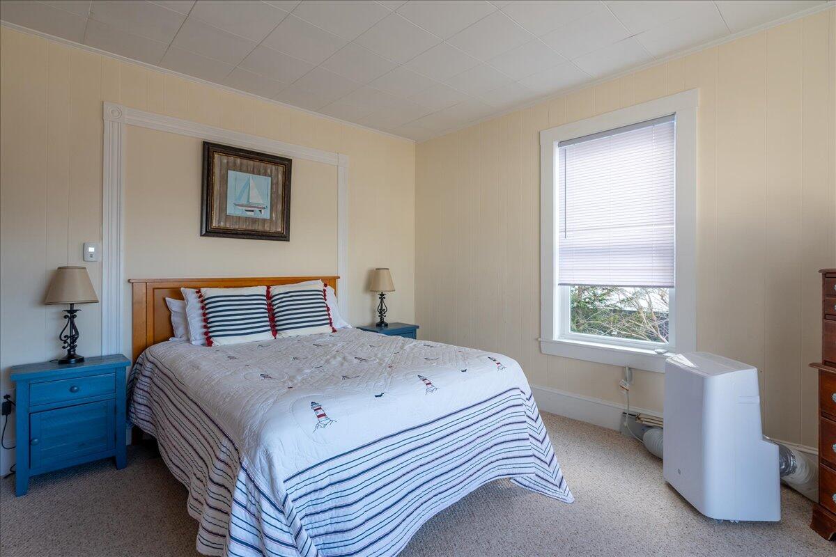 40 Atlantic Avenue Boothbay Harbor, ME 04538 - Photo 22 of 49 First floor second bedroom 3