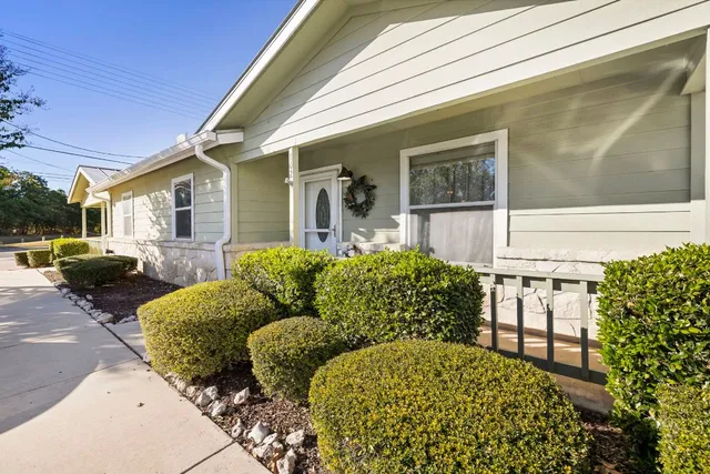 $286,000 | 121 South Plant Avenue, Unit 102, Boerne, TX 78006