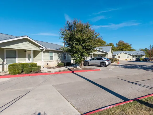 $286,000 | 121 South Plant Avenue, Unit 102, Boerne, TX 78006