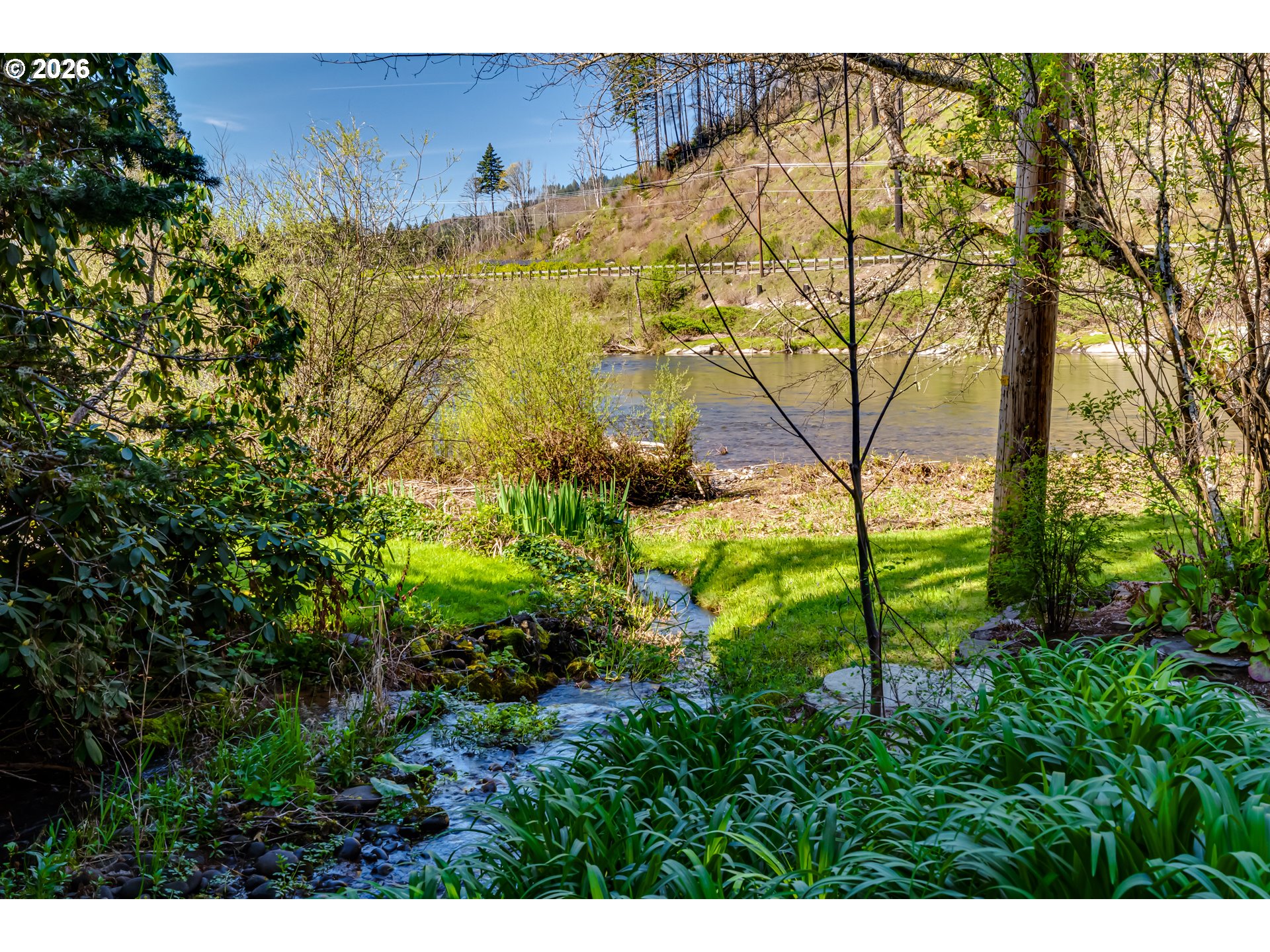 91082 Leashore Drive Vida, OR 97488 - Photo 42 of 47
