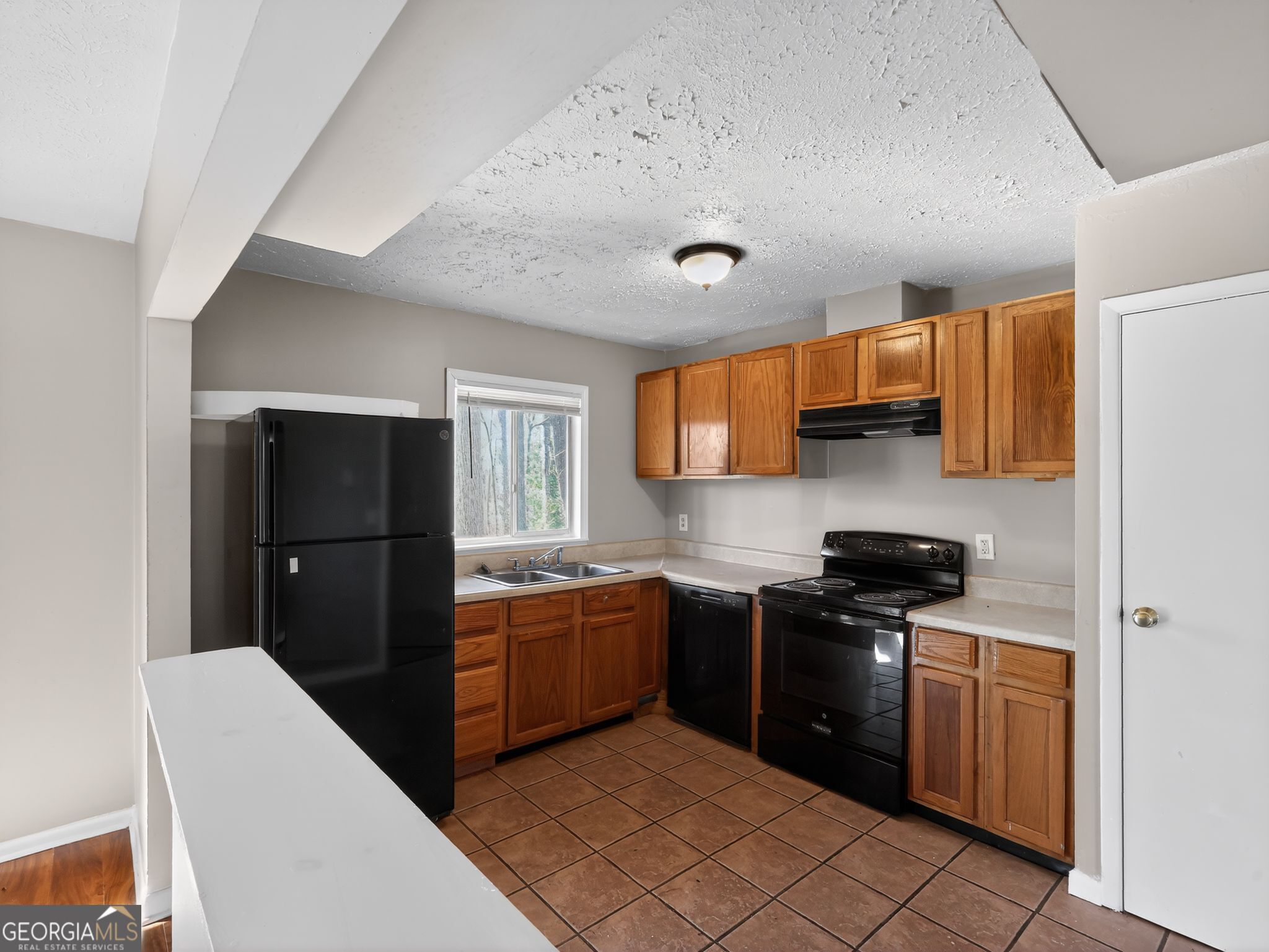 1439 Walnut Ridge Way Stone Mountain, GA 30083 - Photo 12 of 33