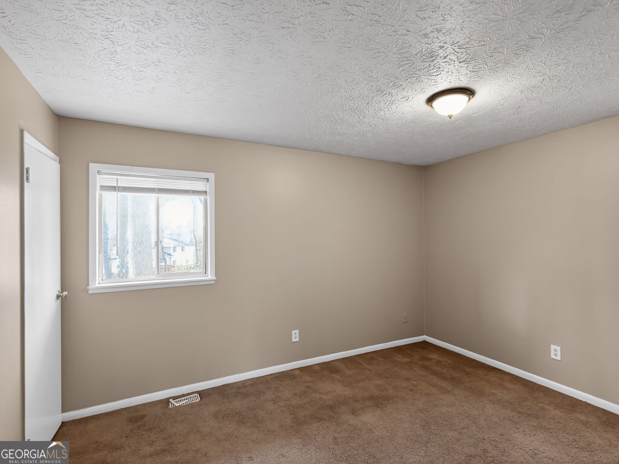 1439 Walnut Ridge Way Stone Mountain, GA 30083 - Photo 8 of 33