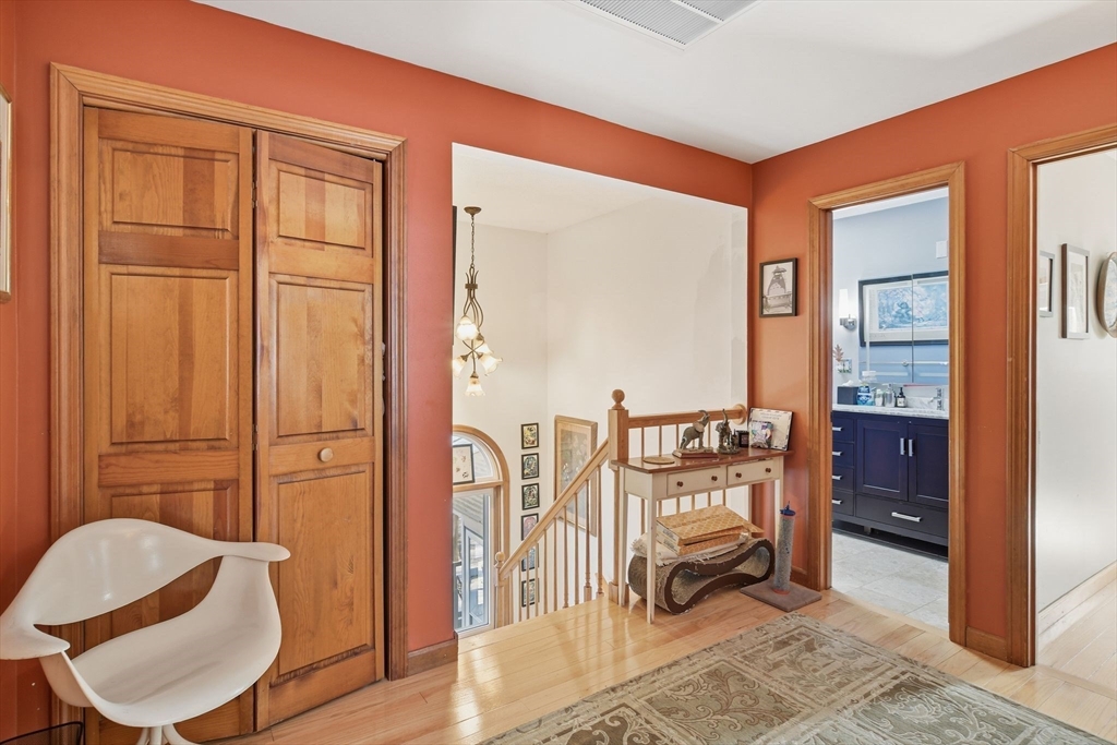 42 Clark Street Northampton, MA 01062 - Photo 16 of 42