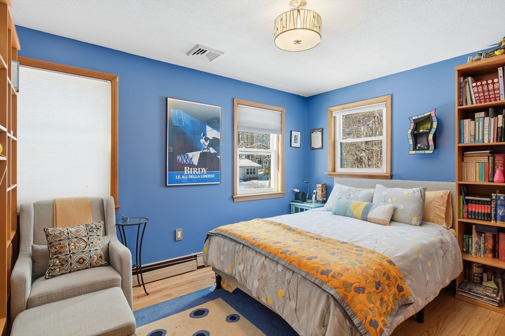 42 Clark Street Northampton, MA 01062 - Photo 17 of 42