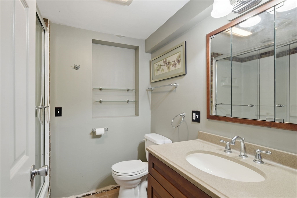 42 Clark Street Northampton, MA 01062 - Photo 25 of 42