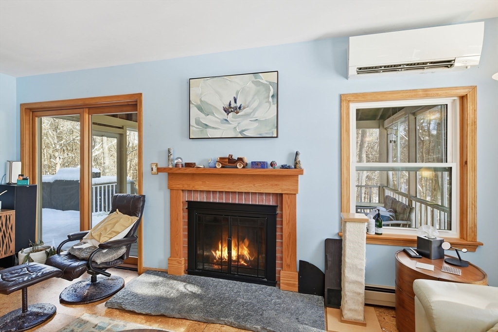 42 Clark Street Northampton, MA 01062 - Photo 6 of 42