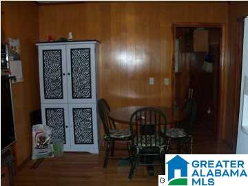 303 10th Street Clanton, AL 35045 - Photo 4 of 29