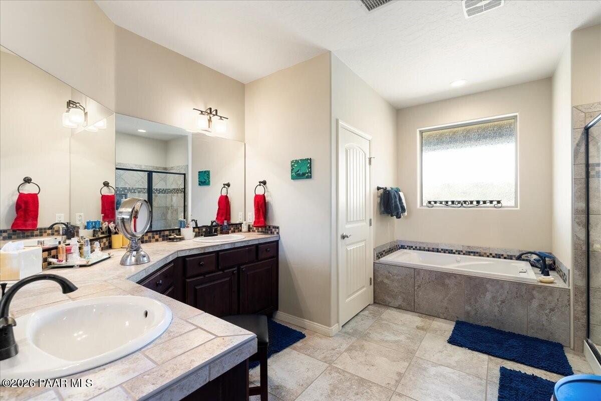 1052 Rough Diamond Drive Prescott, AZ 86301 - Photo 10 of 21 Bathroom 3
